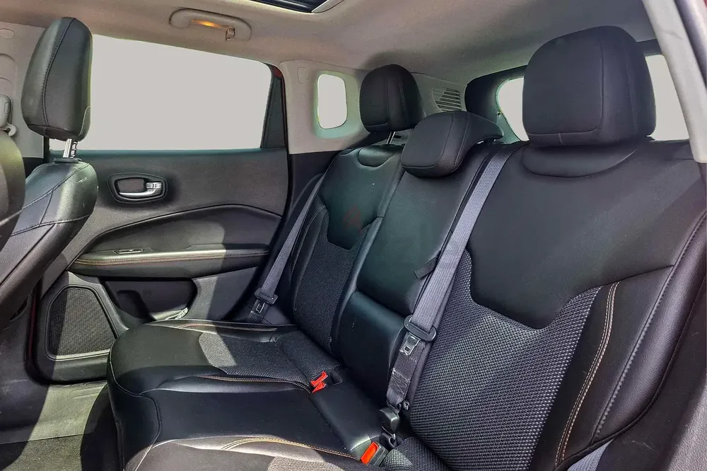 AED 742/month | 2018 Jeep Compass  | GCC Specs | Ref#456253 - Image 12