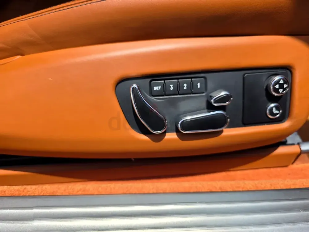 Bentley Continental GT 2015 GCC Specs - Pristine Condition - Image 14