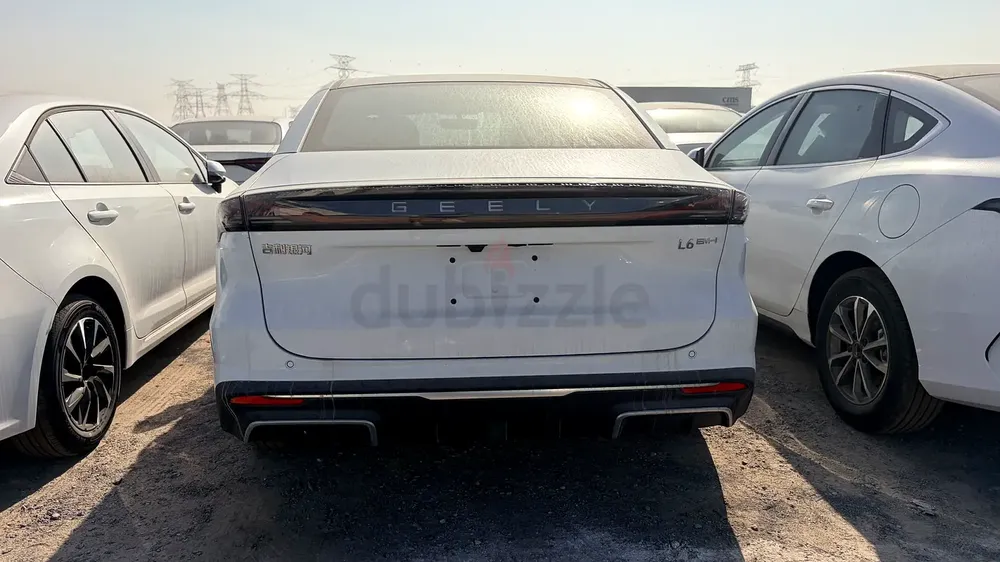 GEELY GALAXY L6 - Hybrid luxury sedan - Image 5