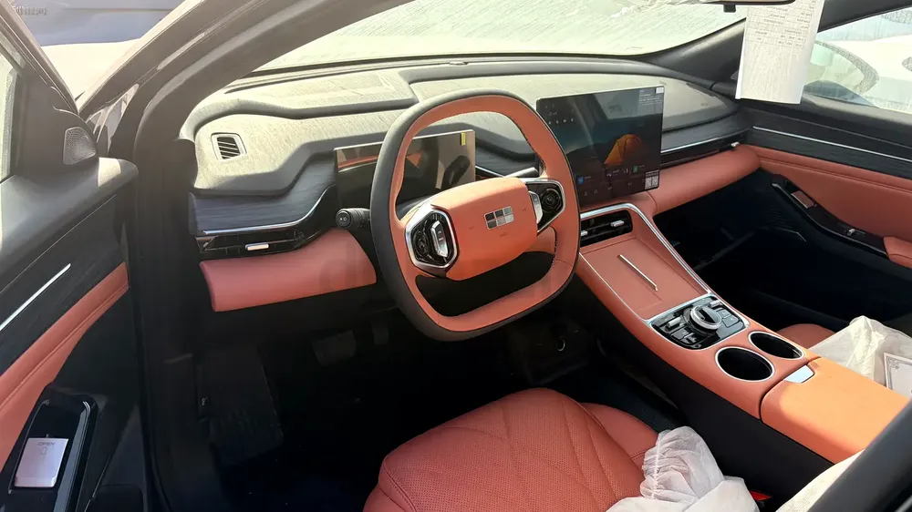 GEELY GALAXY L6 - Hybrid luxury sedan - Image 7