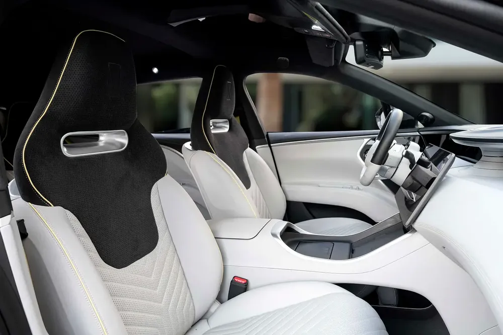 4,505 P.M |  11 Premium | 0% Downpayment | Avatr Warranty! - Image 11