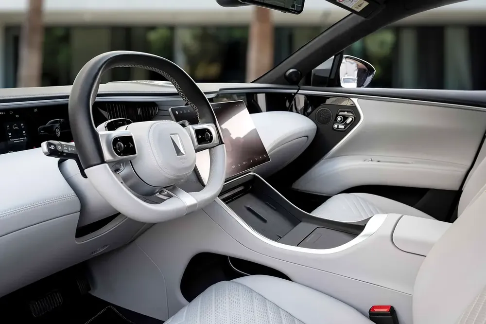 4,505 P.M |  11 Premium | 0% Downpayment | Avatr Warranty! - Image 9