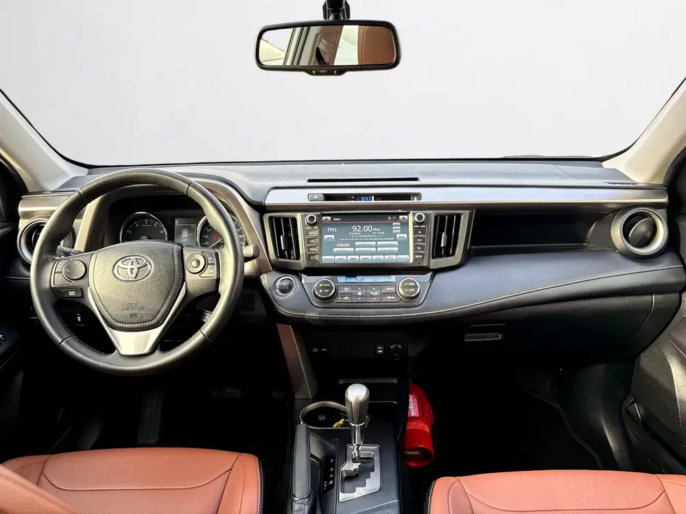 🎉 EID SALE | 1 YEAR FREE WARRANTY | TOYOTA RAV4 VX | 2.5L I4 | 2018 | GCC SPECS - Image 11