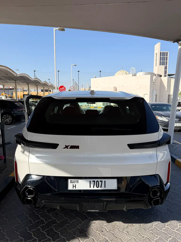 2025 BMW XM - GCC Specs - Brand New - Shadow Line Edition - Image 7