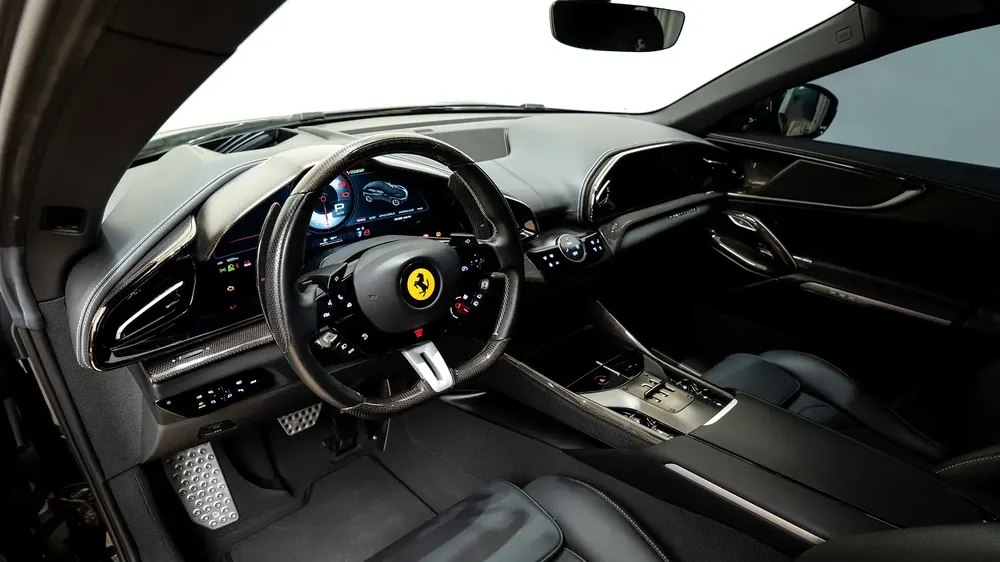FULL OPTION | EXCELLENT CONDITION | LOW MILEAGE | ACCIDENT-FREE | HIGH CARBON CONFIGURATION | - Image 12