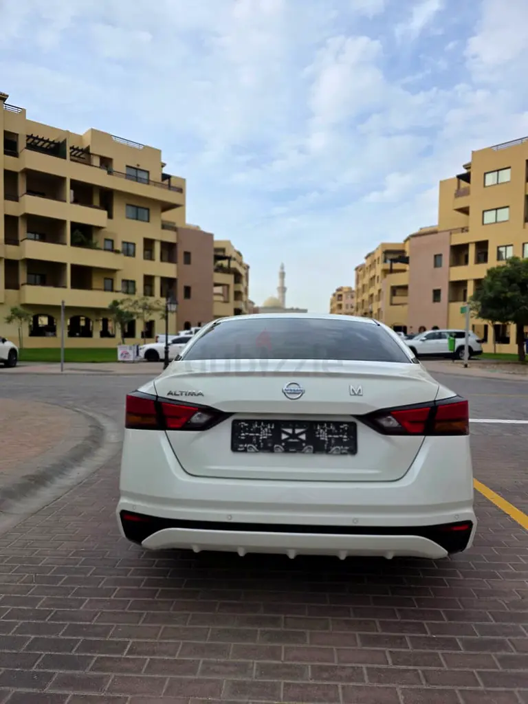 2022 Nissan Altima | GCC Specs | Excellent Condition - Image 5