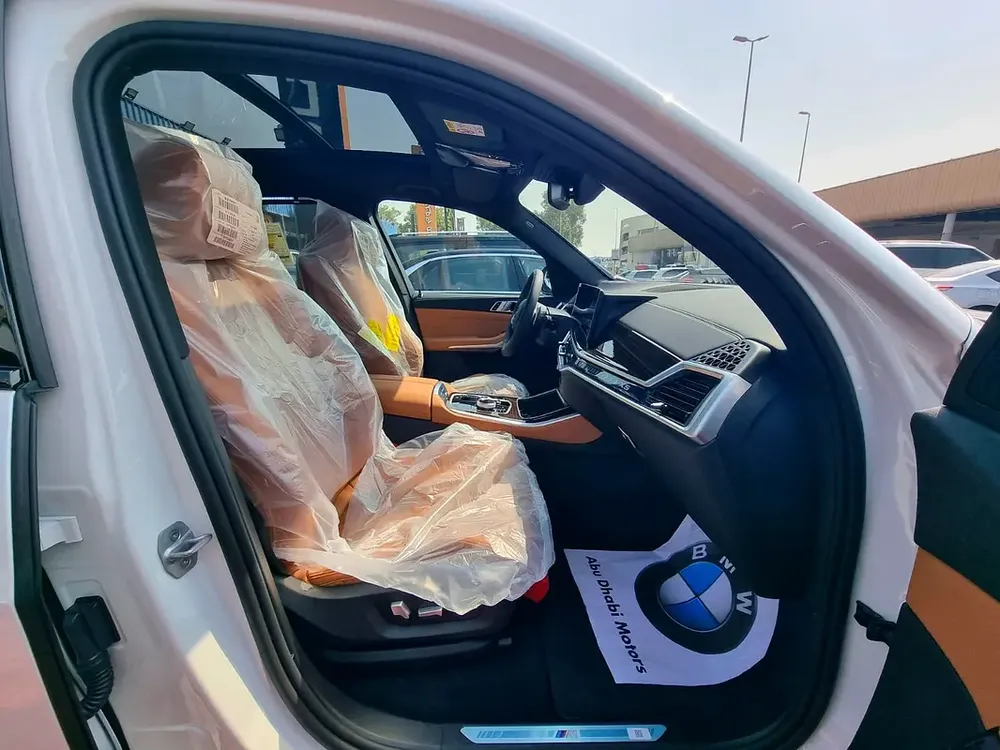 2025 BMW X5 xDrive40i M Sport - GCC Specs - Brand New! - Image 12