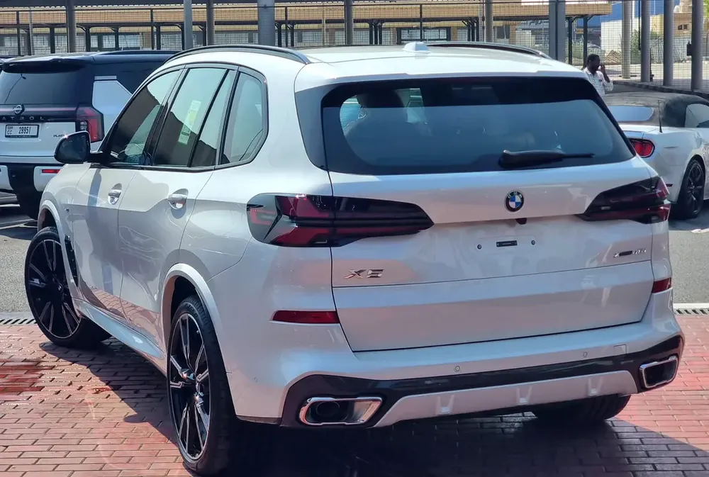 2025 BMW X5 xDrive40i M Sport - GCC Specs - Brand New! - Image 7