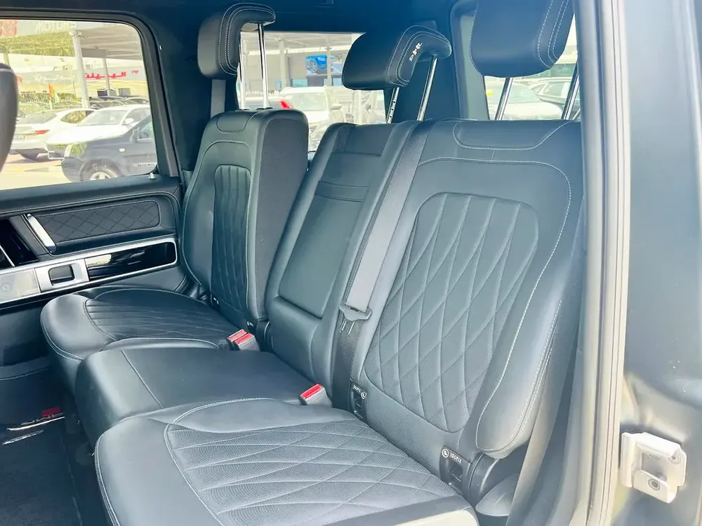 2022 - BENZ G63 AMG  - SUPER CLEAN - LIKE NEW - ONLY 32,000 KM - Image 19