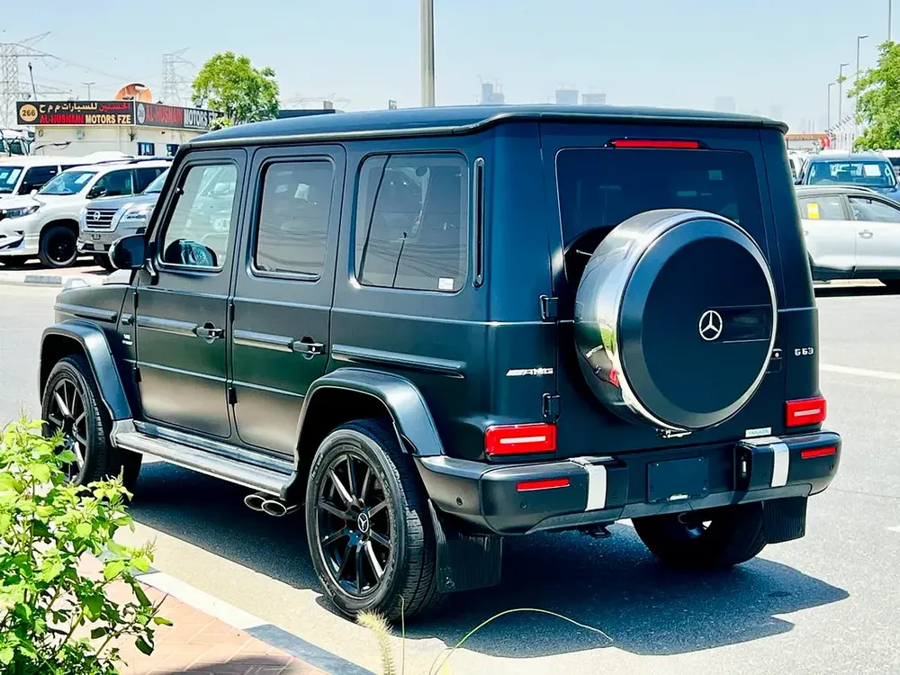 2022 - BENZ G63 AMG  - SUPER CLEAN - LIKE NEW - ONLY 32,000 KM - Image 6