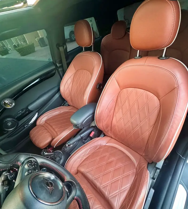 MINI Cooper S JCW 2021 | GCC Specs | Low Mileage | Full Service History - Image 5