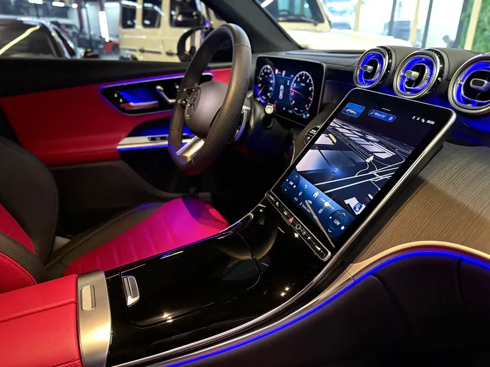 2026 Mercedes-BenzGLC200 COUPE AMG / PREMIUM PLUS / GCC /5 Years Dealer Warranty and 1 Free Service - Image 14