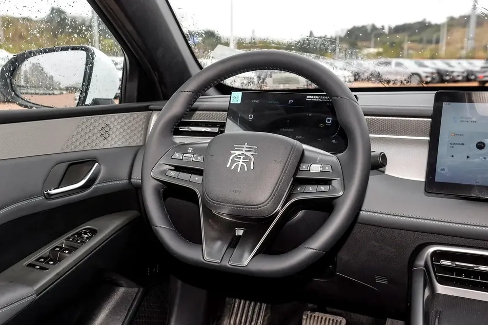 BYD Qin Plus 2025 Chinese Specs - Brand New EV/Hybrid Luxury - Image 8