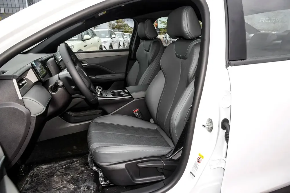 BYD Qin Plus 2025 Chinese Specs - Brand New EV/Hybrid Luxury - Image 9