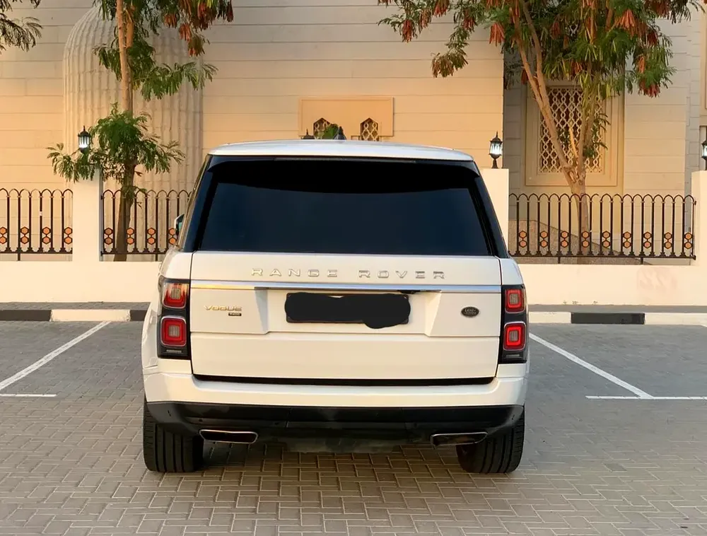 Land Rover Range Rover P400 SE 2020 - GCC Specs - Image 7