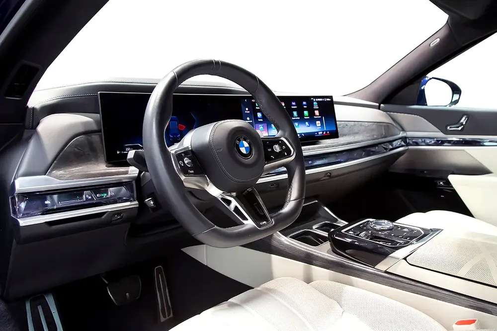 BMW 735i M Sport Individual (REF NO# 146888) - Image 5