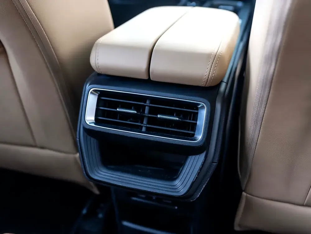 0% DOWN PAYMENT | THE MAY ADVANTAGE | FAMILY SUV | ZERO WAITLIST | GEELY OKAVANGO GF | WARRANTY - Image 19