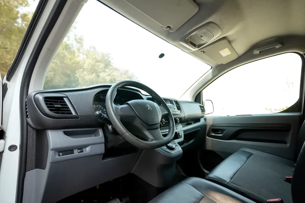 Peugeot Expert | Delivery Van | Automatic Diesel | GCC Specs | Ref#P01311 - Image 9