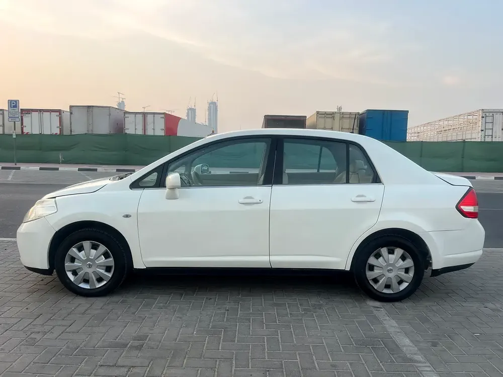 Nissan Tiida S, 2009, GCC Specs - Image 10