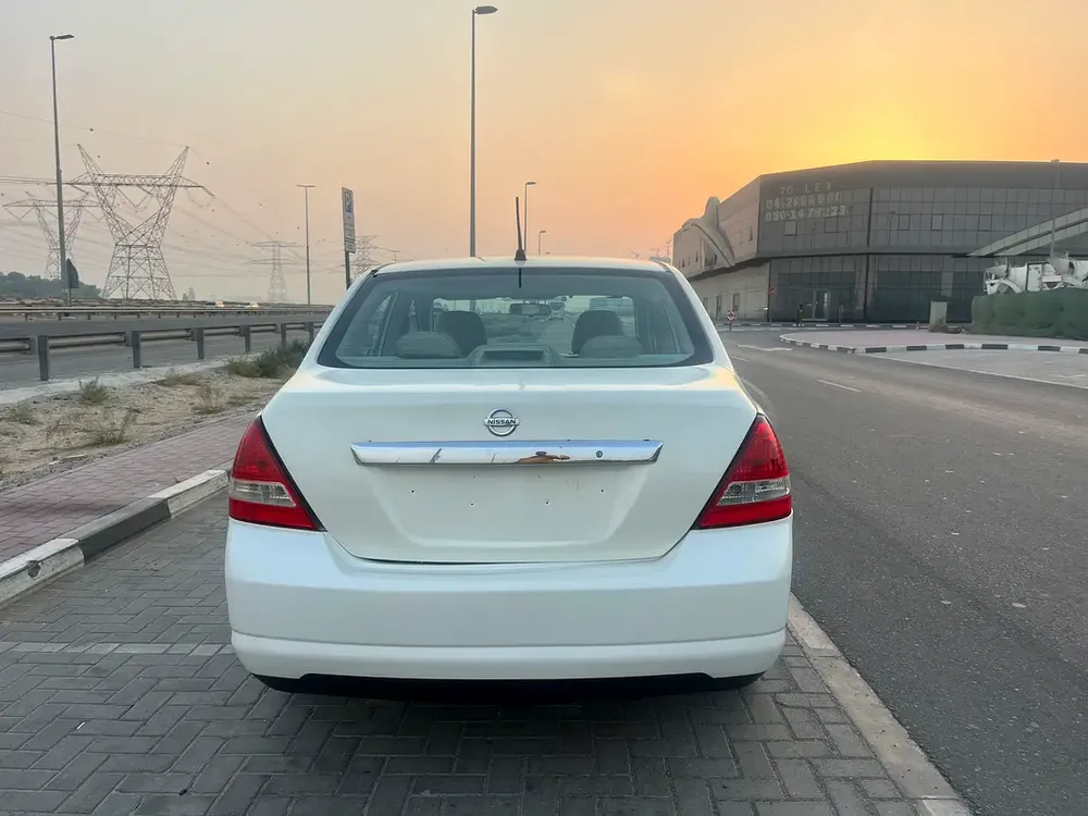 Nissan Tiida S, 2009, GCC Specs - Image 5