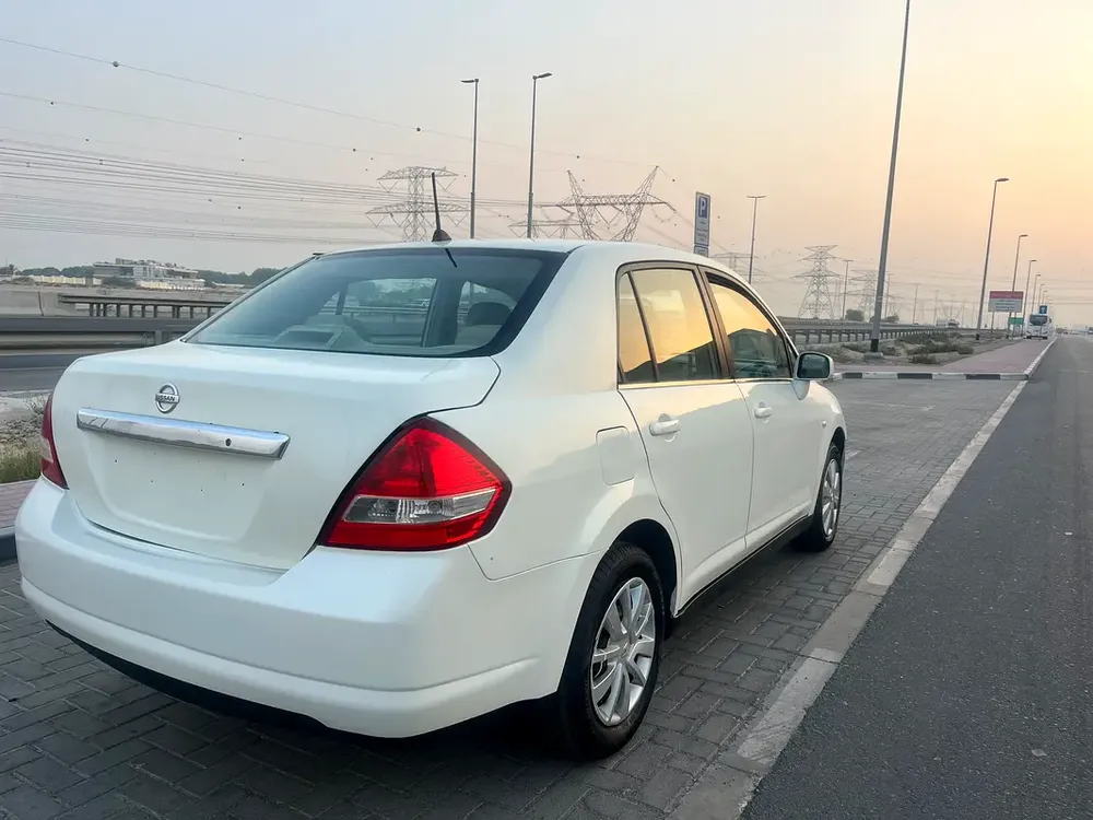 Nissan Tiida S, 2009, GCC Specs - Image 6