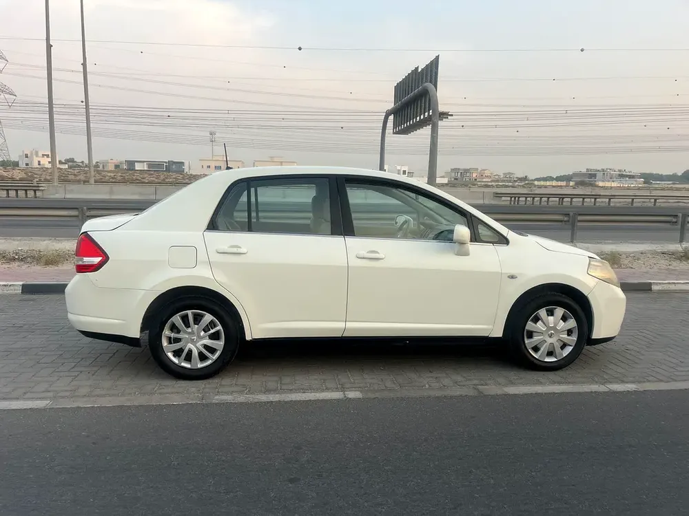 Nissan Tiida S, 2009, GCC Specs - Image 7