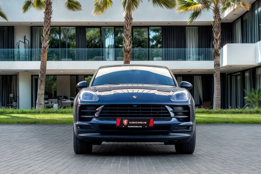 3,330 P.M |  Macan Base | 0% Downpayment | Perfect Condition! - Image 4
