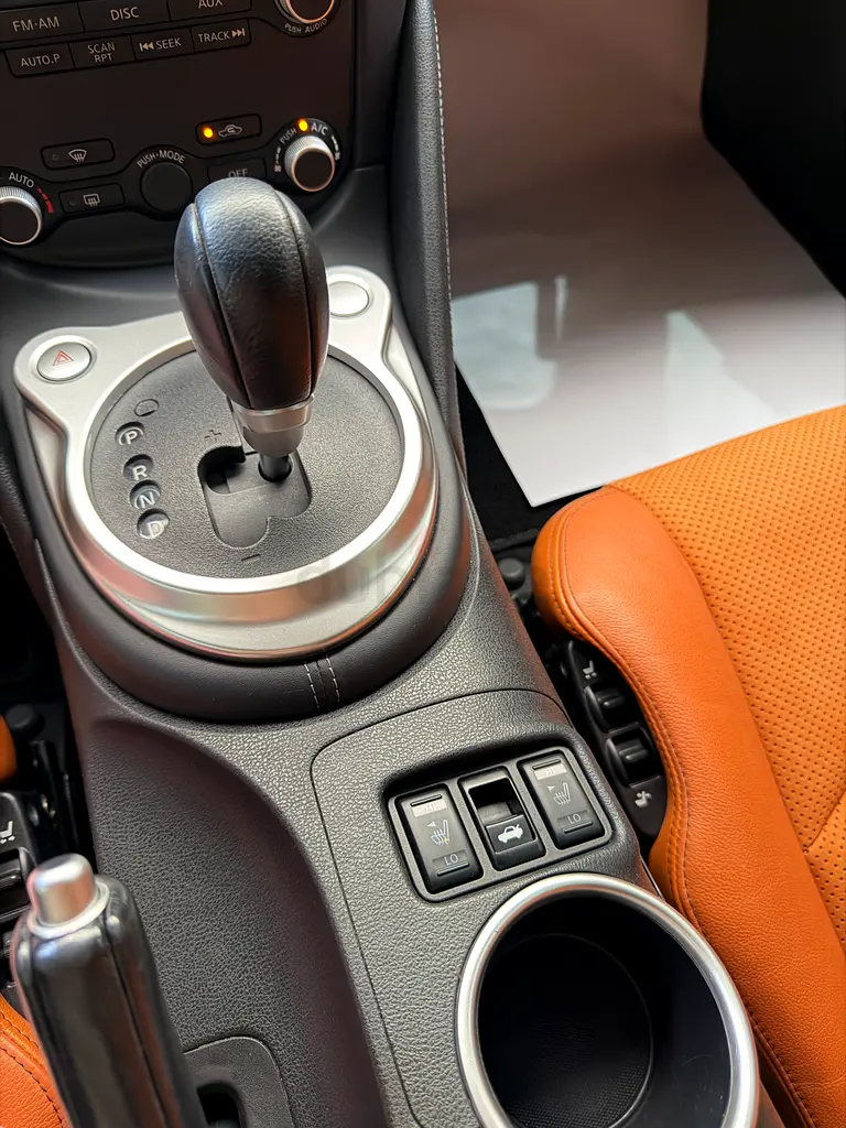 2019 Nissan 370Z GCC Specs | No accidents | No Paint | Full Agency service history - Image 13
