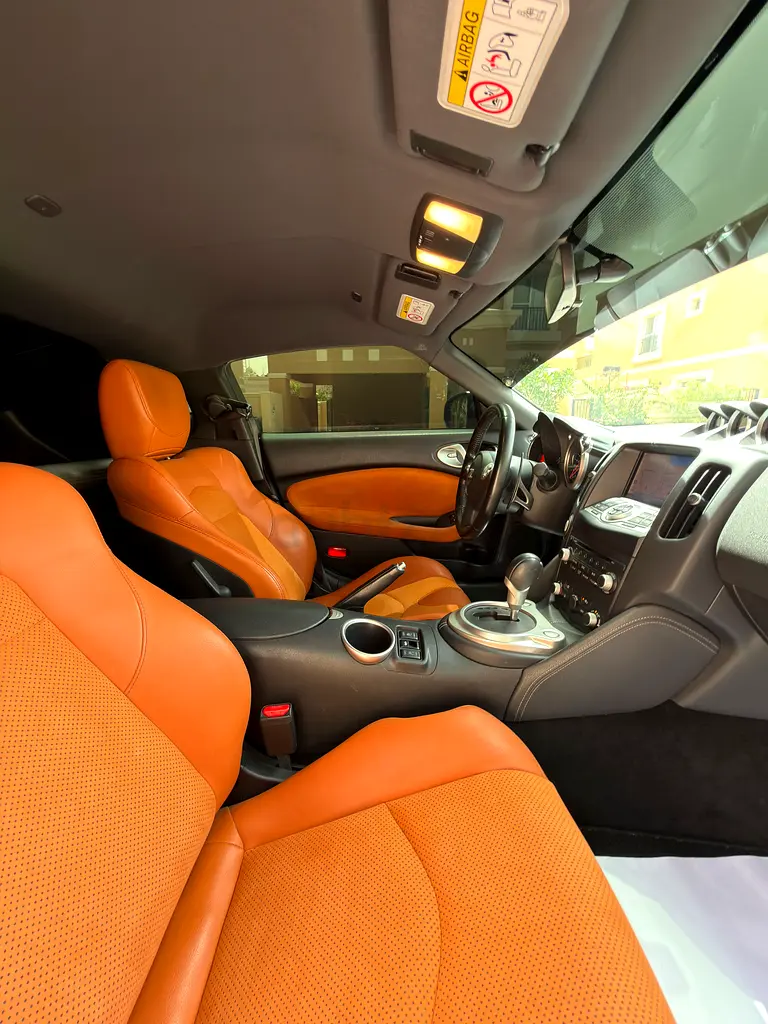 2019 Nissan 370Z GCC Specs | No accidents | No Paint | Full Agency service history - Image 17
