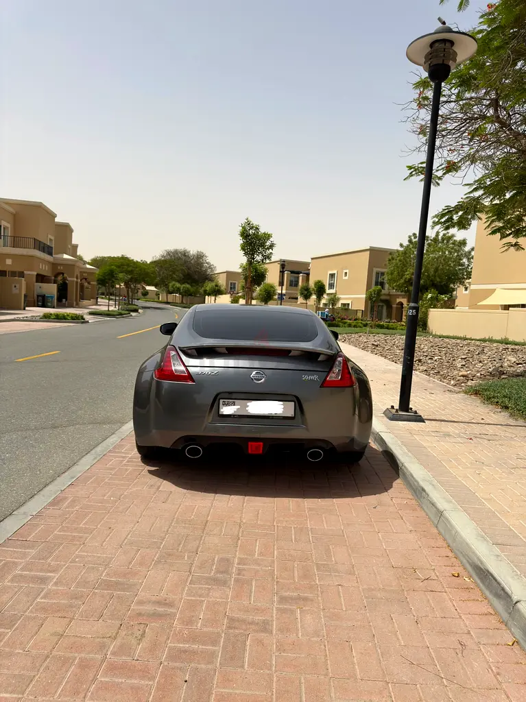 2019 Nissan 370Z GCC Specs | No accidents | No Paint | Full Agency service history - Image 4