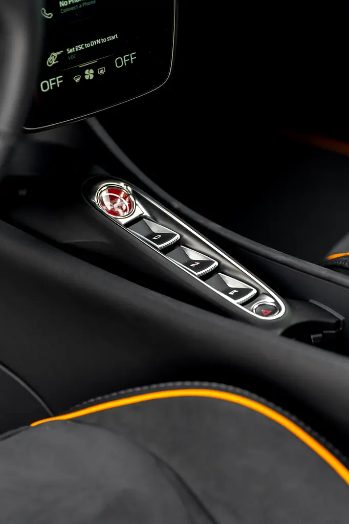 McLaren Artura Performance | 2024 | 3.0L V6 Twin-Turbo Hybrid - Image 11