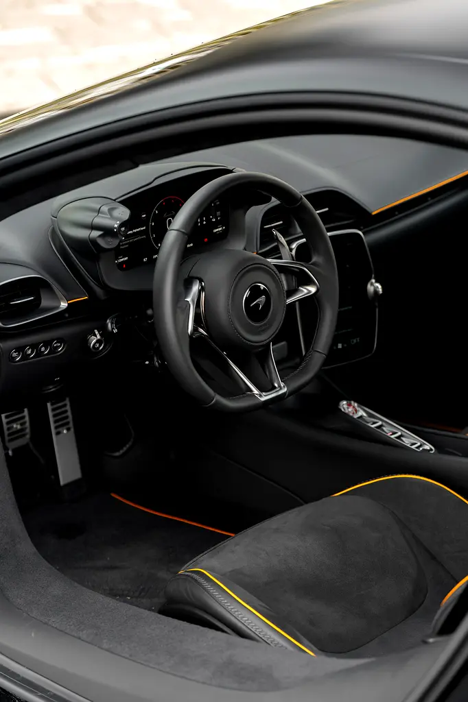 McLaren Artura Performance | 2024 | 3.0L V6 Twin-Turbo Hybrid - Image 9