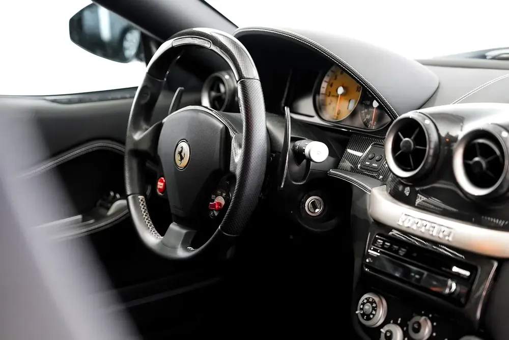 599 GTB FIORANO | FULL CARBON INTERIOR | WARRANTY AVAILABLE - Image 13