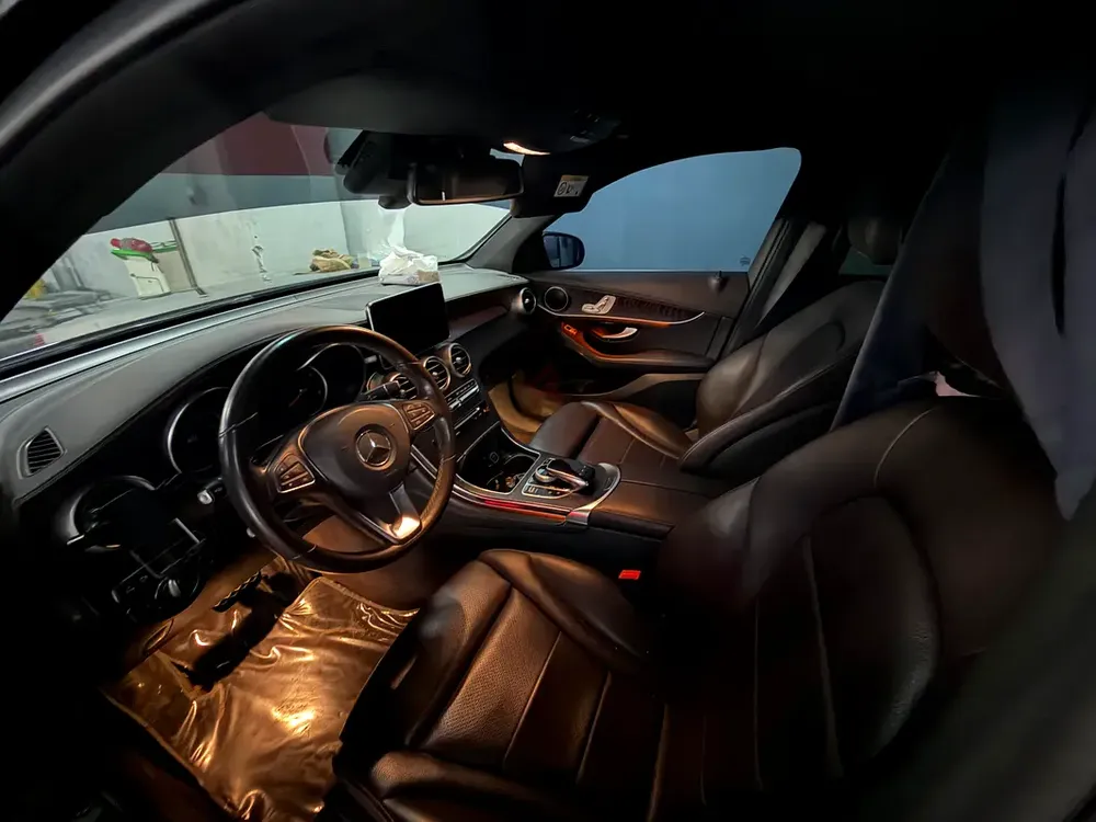 Private car, well maintained, GCC version, selling in good faith, no issues or accidents - Image 6