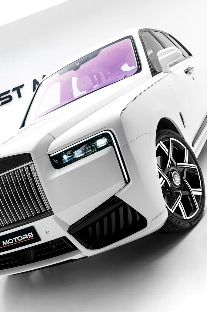 2025 Rolls-Royce Cullinan Black Badge - Image 6