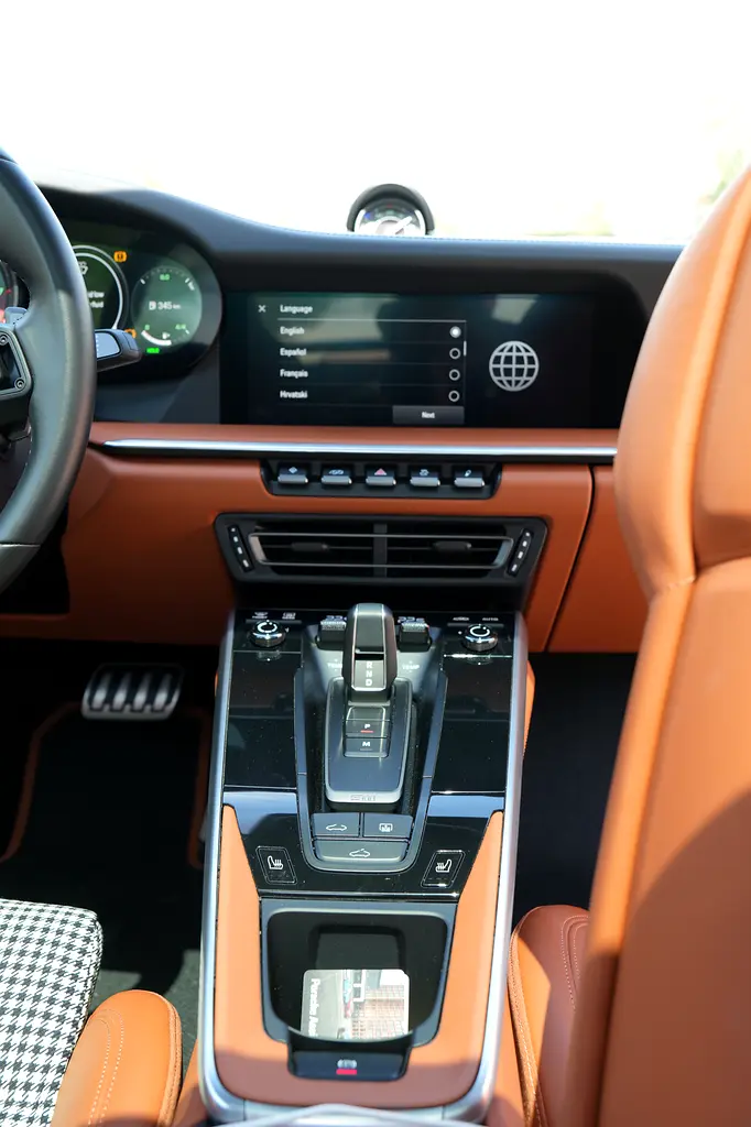2024 Porsche 911 Turbo | GCC | Arctic Grey | Full Option | Burmester Audio | HRE Wheels | 10,000km - Image 14