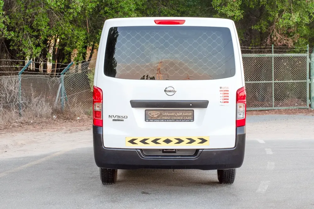 2022 Nissan Urvan | Standard Roof Delivery Van | GCC Specs | Ref#N32210 - Image 6