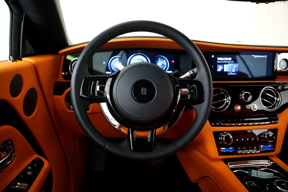 2025 ROLLS-ROYCE SPECTRE/ OLIVE GREEN / GCC SPECS / DEALER WARRANTY / SERVICE CONTRACT - Image 7