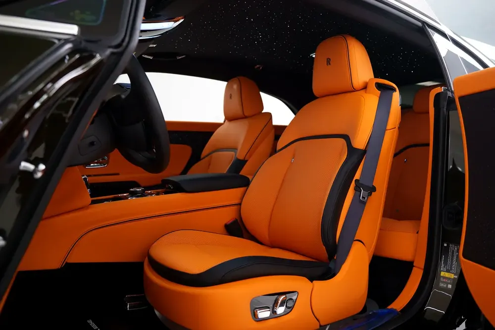 2025 ROLLS-ROYCE SPECTRE/ OLIVE GREEN / GCC SPECS / DEALER WARRANTY / SERVICE CONTRACT - Image 9