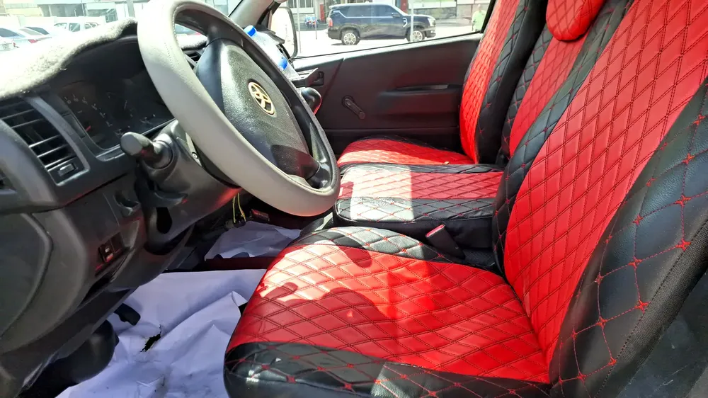 Toyota Hiace GL 2016 GCC Specs - Excellent Condition - Image 7