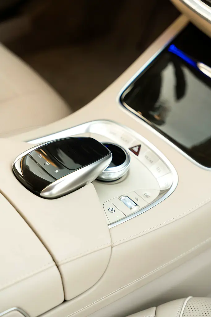 MERCEDES S 550L 2015 BEIGE INTERIOR - Image 17