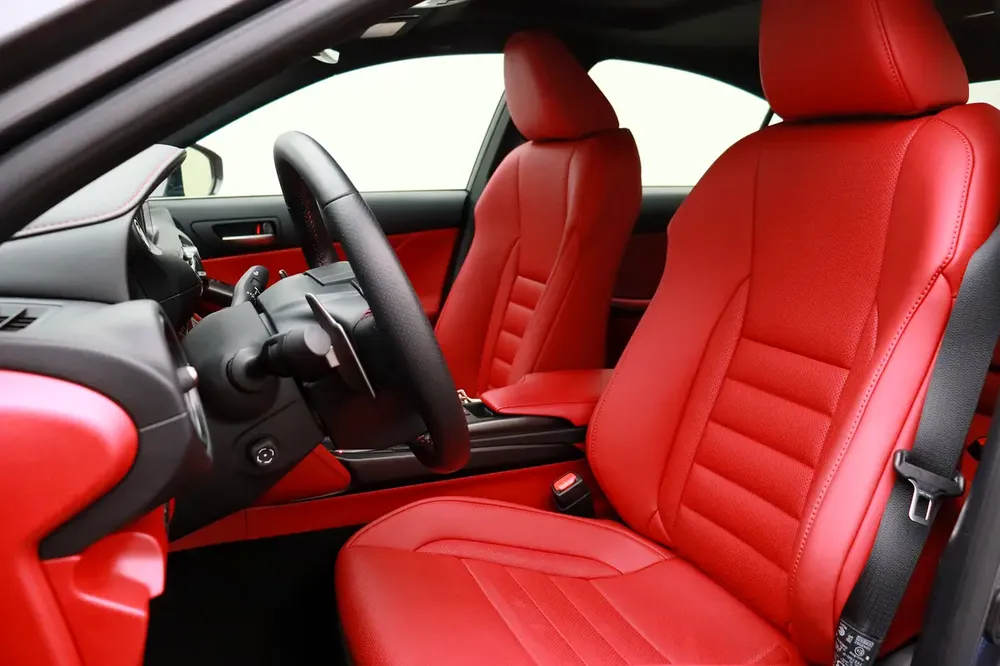 **Special offer** 2024 IS350 Sedan 3.5L F Sport Platinum - Image 13