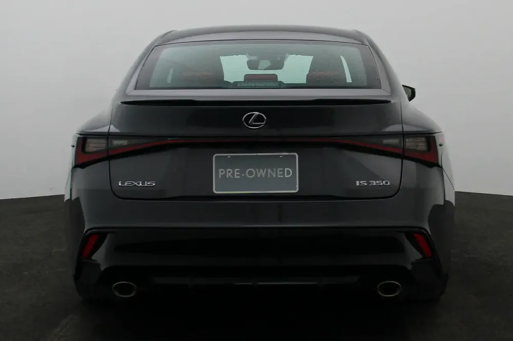 **Special offer** 2024 IS350 Sedan 3.5L F Sport Platinum - Image 4