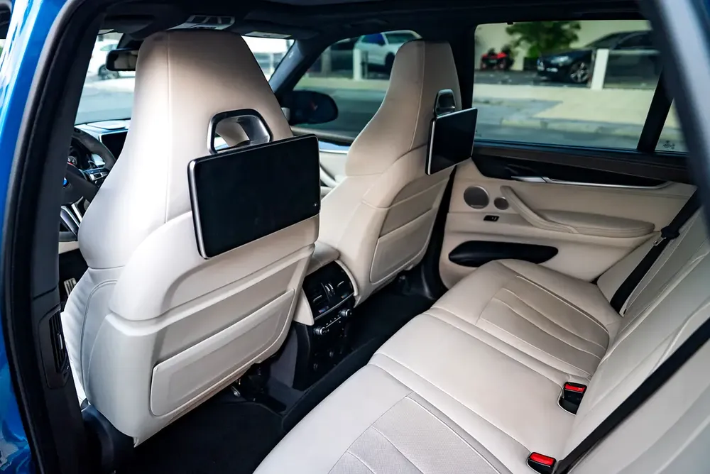 Unique BMW X5m competition 2018 very low km - Image 9