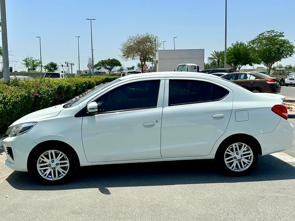 392/- AED EMI 2023 Mitsubishi Attrage GLX Top Line - GCC Specs - Perfect Condition! - Image 8