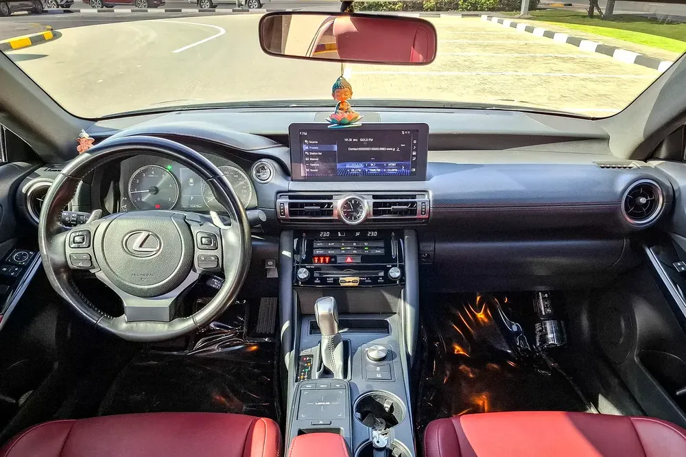 AED 1976/month | 2022 Lexus IS-Series IS 300 Premier | GCC Specs | Ref#443882 - Image 9