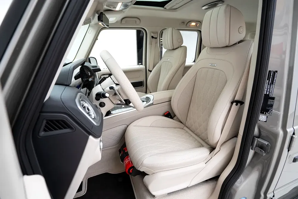2026 MERCEDES BENZ G63 AMG |  FULL CARBON | NIGHT PACKAGE - Image 11
