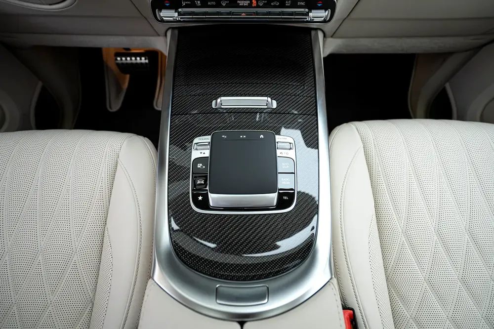 2026 MERCEDES BENZ G63 AMG |  FULL CARBON | NIGHT PACKAGE - Image 17
