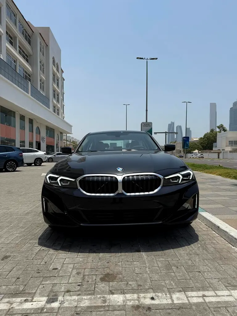 2026 BMW 318i Sedan. 5 Years Warranty / 5 Years Free Service. Free Insurance & Window tint - Image 4