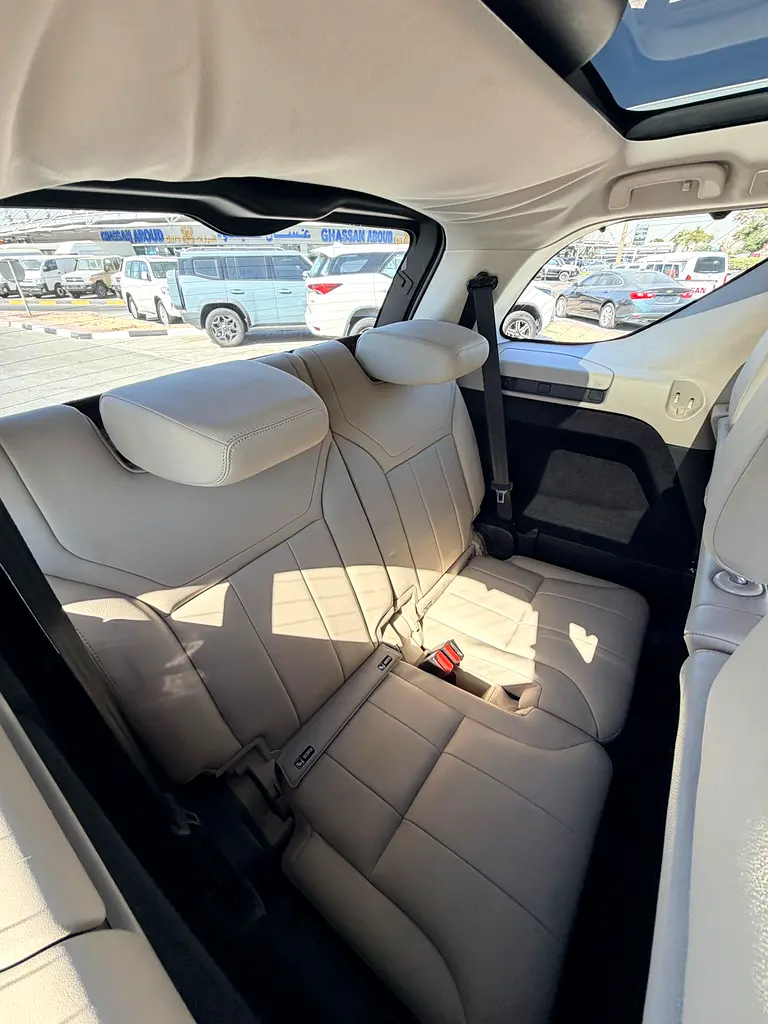 Land Rover Discovery HSE Si6 2017 | GCC Specs | Low Mileage - Image 18